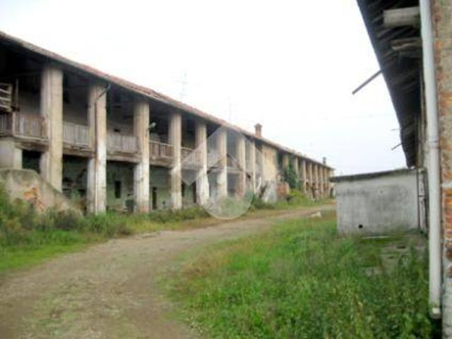 Villa Indipendente in vendita a Corbetta, Lombardia
