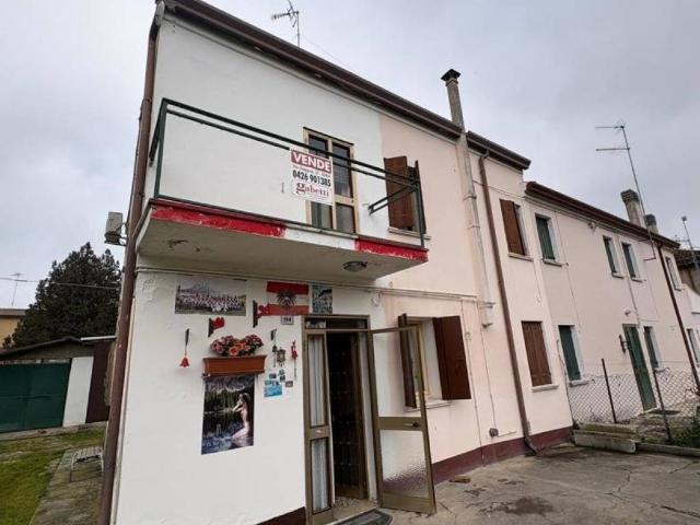 Villa Indipendente in vendita a Corbola, Veneto