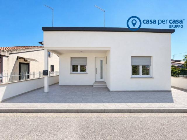 Villa Indipendente in vendita a Corbola, Rovigo