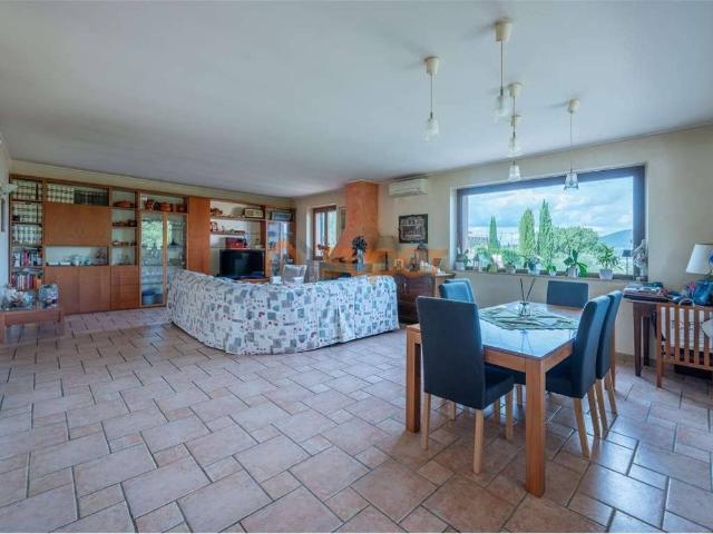 Villa Indipendente in vendita a Solomeo, Corciano