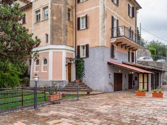 Villa Indipendente in vendita a Corciano, Umbria