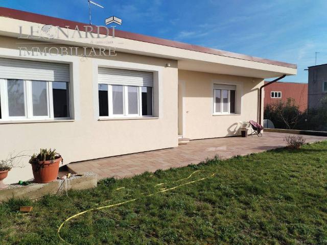 Villa Indipendente in vendita a Chiugiana, Corciano