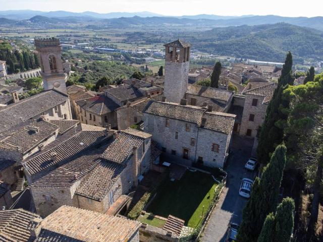 Villa Indipendente in vendita a Chiugiana, Corciano