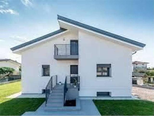 Villa Indipendente in vendita a Cordenons, Friuli-Venezia Giulia