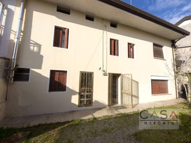 Villa Indipendente in vendita a Sclavons, Cordenons
