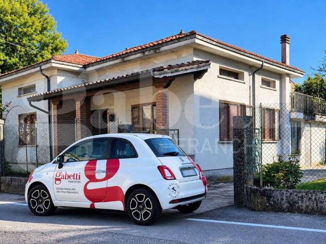 Villa Indipendente in vendita a Lottizzazione Freschi, Cordovado / Cordovât