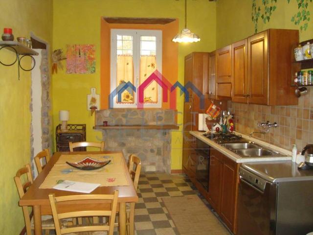 Villa Indipendente in vendita a Unione dei comuni Media Valle del Serchio, Coreglia Antelminelli