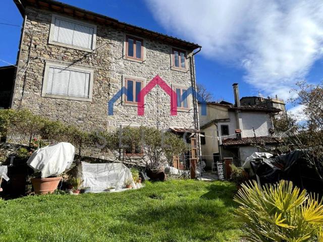 Villa Indipendente in vendita a Unione dei comuni Media Valle del Serchio, Coreglia Antelminelli