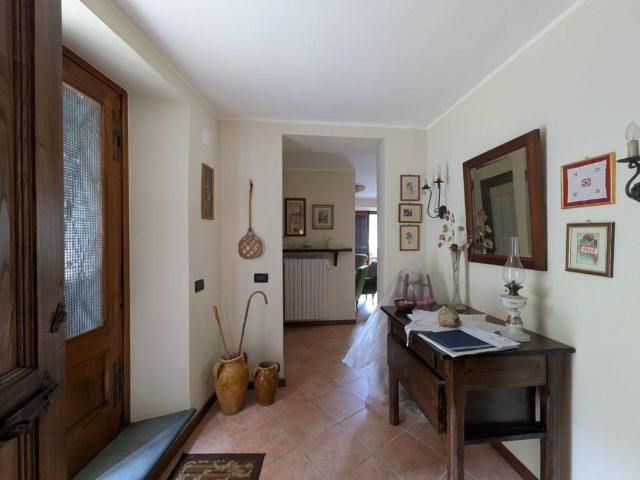 Villa Indipendente in vendita a Unione dei comuni Media Valle del Serchio, Coreglia Antelminelli