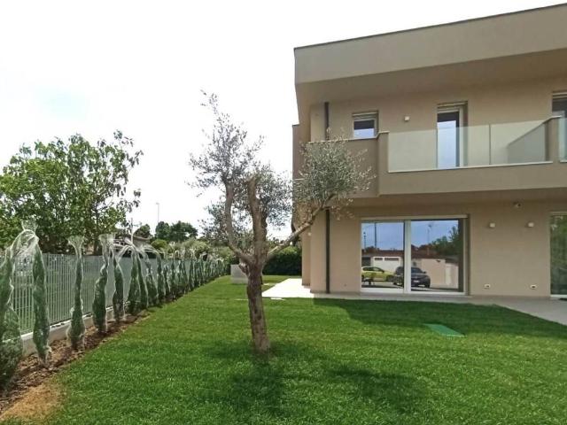 Villa Indipendente in vendita a Coriano, Reggio Emilia