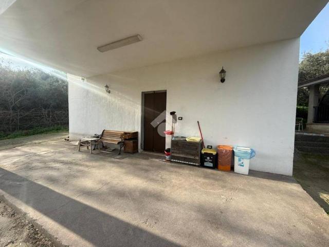 Villa Indipendente in vendita a Corigliano-Rossano, Calabria