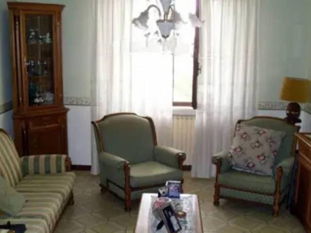Villa Indipendente in vendita a Ville, Marche