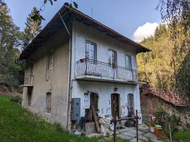 Villa Indipendente in vendita a Unione Montana di Comuni delle Valli di Lanzo, Ceronda e Casternone, Piemonte