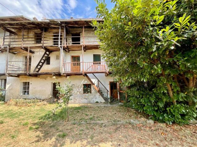 Villa Indipendente in vendita a Unione Montana di Comuni delle Valli di Lanzo, Ceronda e Casternone, Piemonte
