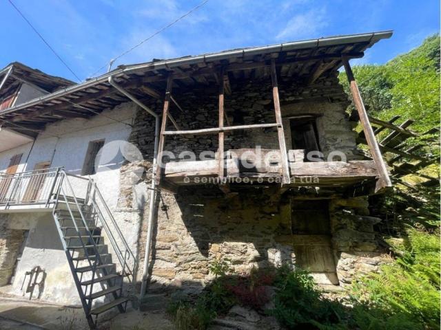 Villa Indipendente in vendita a Unione Montana di Comuni delle Valli di Lanzo, Ceronda e Casternone, Piemonte