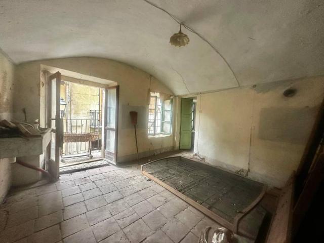 Villa Indipendente in vendita a Unione Montana di Comuni delle Valli di Lanzo, Ceronda e Casternone, Piemonte