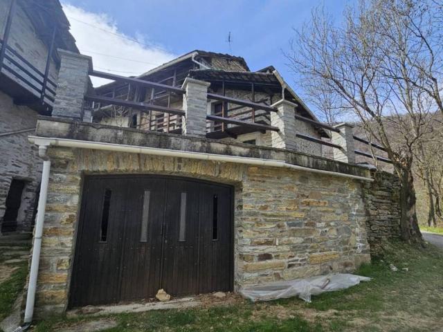 Villa Indipendente in vendita a Unione Montana di Comuni delle Valli di Lanzo, Ceronda e Casternone, Piemonte