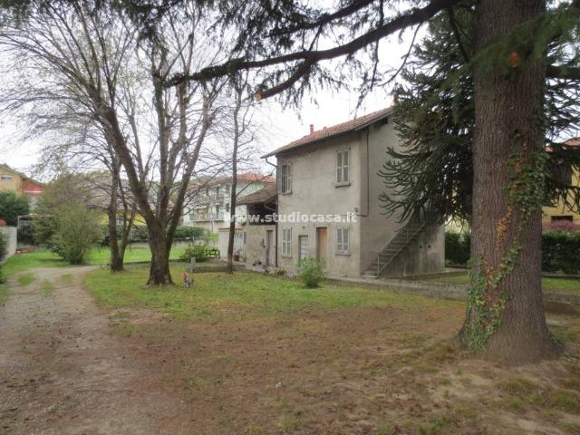 Villa Indipendente in vendita a Cornate D'adda, Lombardia