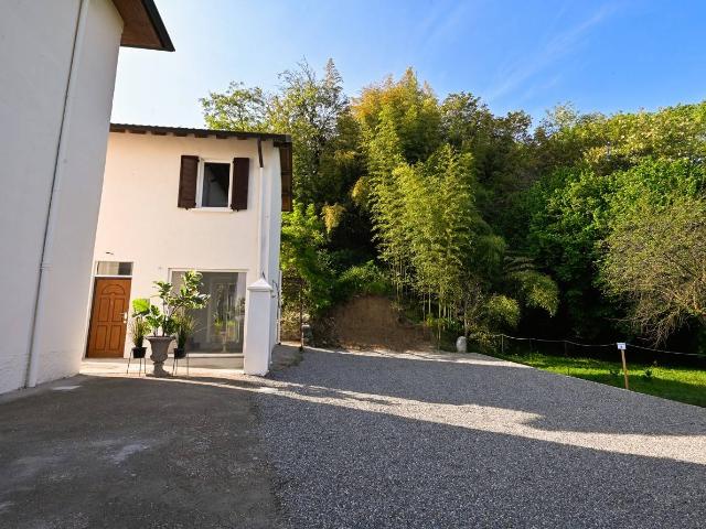 Villa Indipendente in vendita a Cornate D'adda, Lombardia