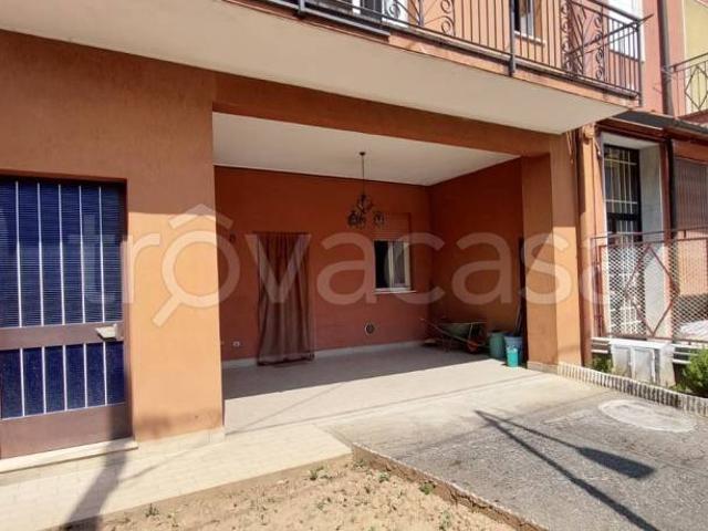 Villa Indipendente in vendita a Cornate D'adda, Lombardia