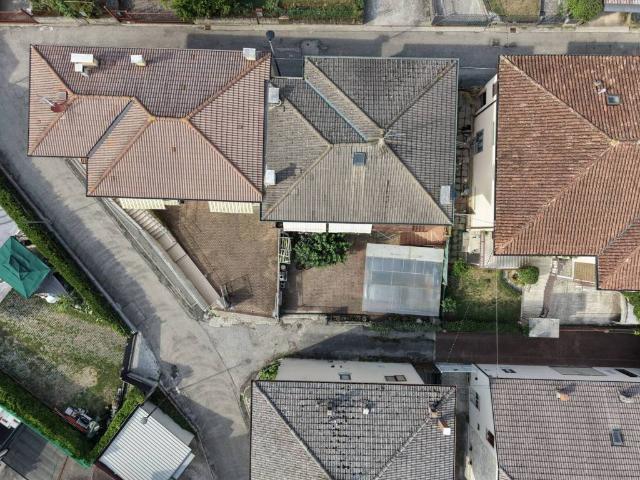 Villa Indipendente in vendita a Rocchi, Cornedo Vicentino