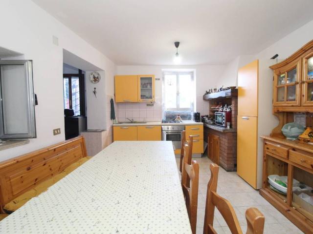 Villa Indipendente in vendita a Spagnago, Cornedo Vicentino