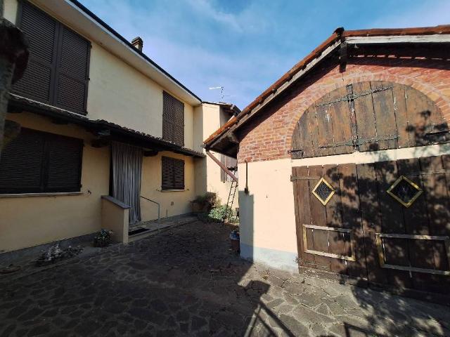 Villa Indipendente in vendita a Corno Giovine, Lombardia