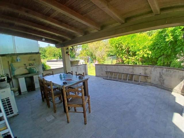 Villa Indipendente in vendita a Mezzano Passone di Sopra, Corno Giovine
