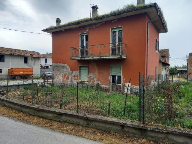 Villa Indipendente in vendita a Cornovecchio, Lombardia