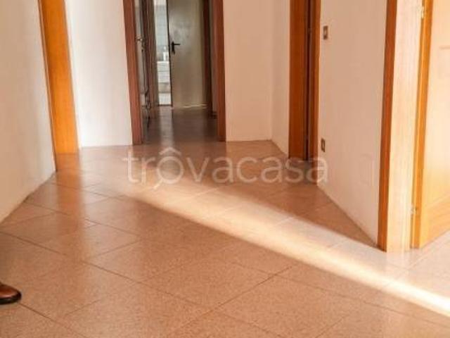 Villa Indipendente in vendita a Pianura Reggiana, Re