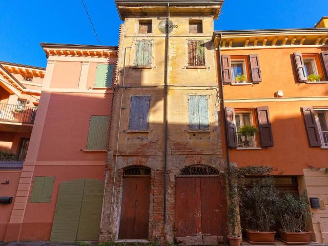 Villa Indipendente in vendita a Pianura Reggiana, Re