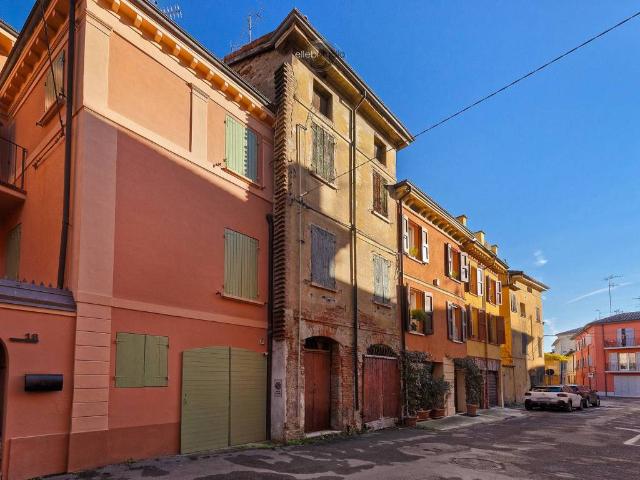 Villa Indipendente in vendita a Pianura Reggiana, Re
