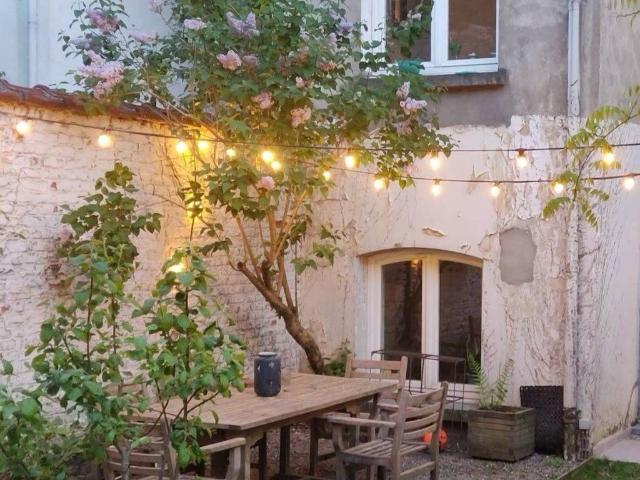 Villa Indipendente in vendita a Pianura Reggiana, Re