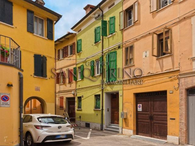 Villa Indipendente in vendita a Pianura Reggiana, Re