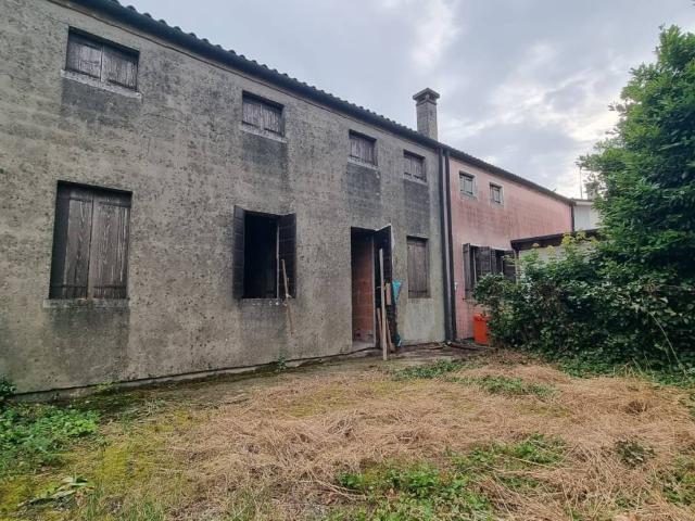 Villa Indipendente in vendita a Correzzola, Veneto