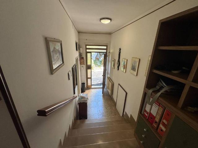Villa Indipendente in vendita a Corridonia, Macerata