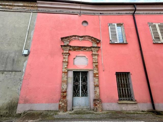 Villa Indipendente in vendita a Piemonte, Asti