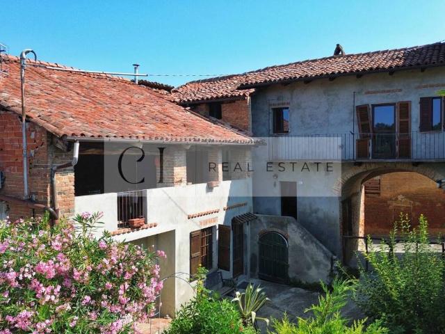Villa Indipendente in vendita a Piemonte, Asti
