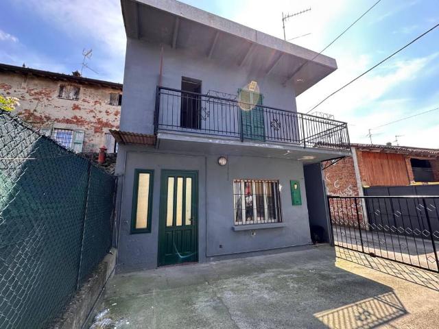 Villa Indipendente in vendita a Corte De' Cortesi, Lombardia