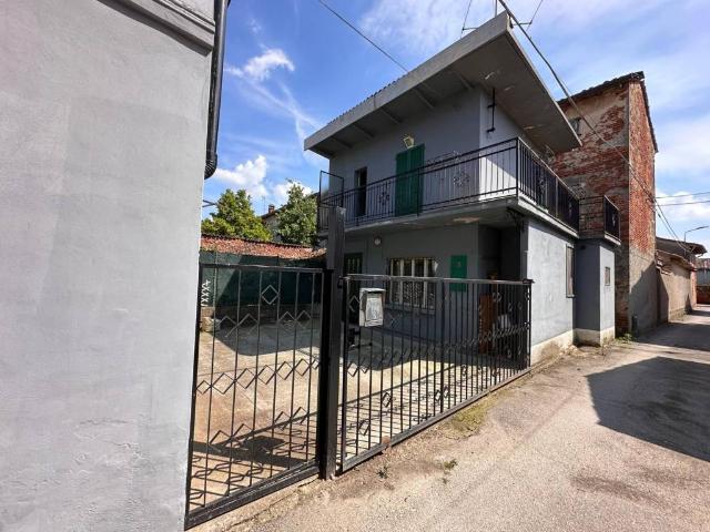 Villa Indipendente in vendita a Corte De' Cortesi, Lombardia