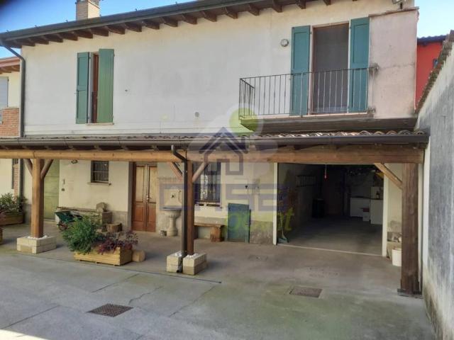 Villa Indipendente in vendita a Cignone, Lombardia