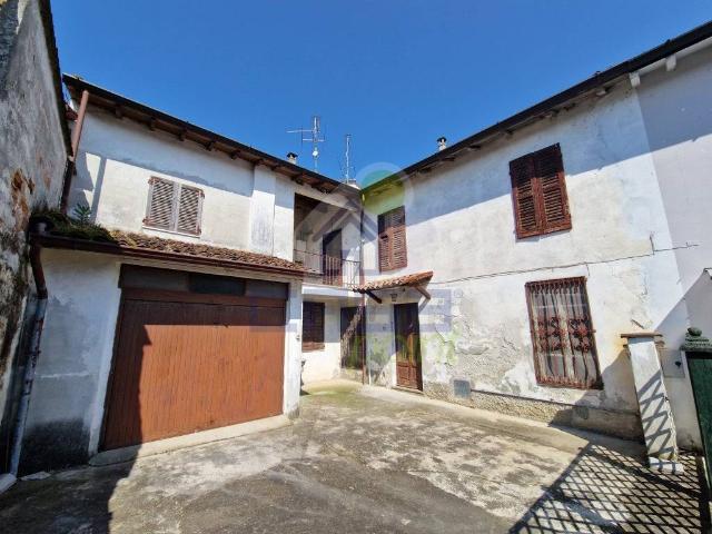 Villa Indipendente in vendita a Corte De' Frati, Lombardia