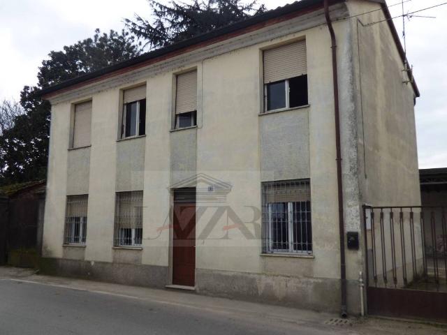 Villa Indipendente in vendita a Corte De' Frati, Lombardia