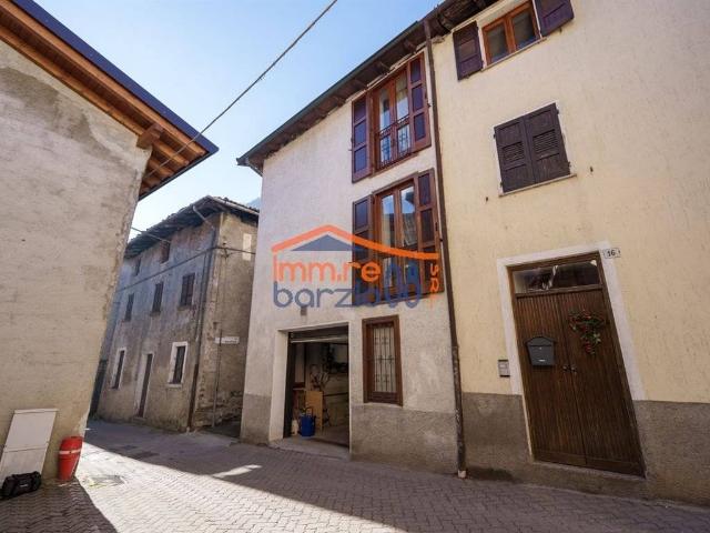 Villa Indipendente in vendita a Cortenova, Lombardia