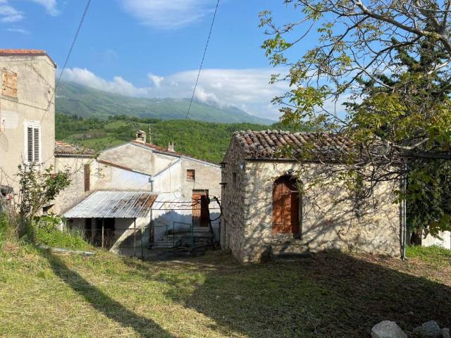 Villa Indipendente in vendita a Corvara, Abruzzo