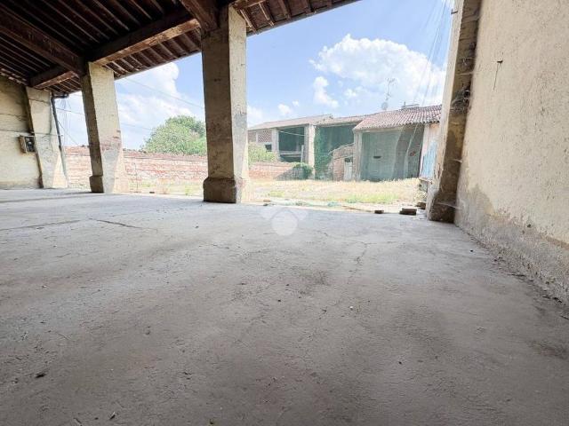 Villa Indipendente in vendita a Corzano, Lombardia