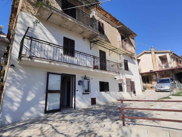 Villa Indipendente in vendita a Casali di Cosenza, Calabria