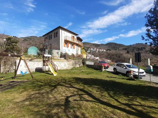 Villa Indipendente in vendita a San Apollonia, Cosio Di Arroscia