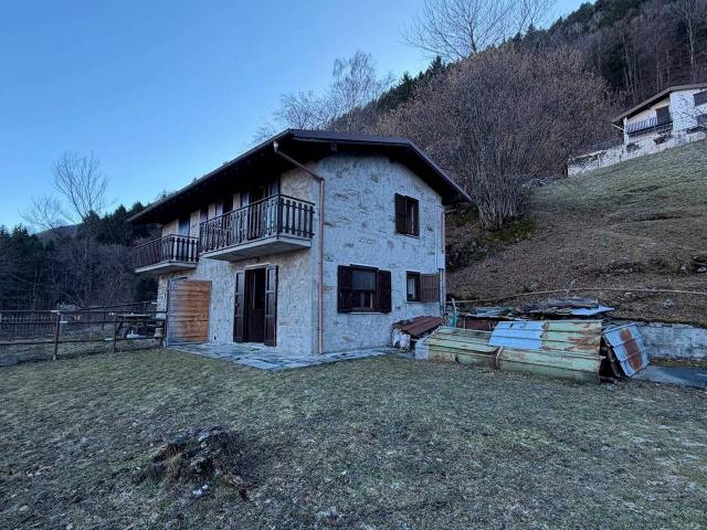 Villa Indipendente in vendita a Cosio Valtellino, Lombardia