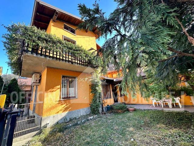 Villa Indipendente in vendita a Cosio Valtellino, Lombardia